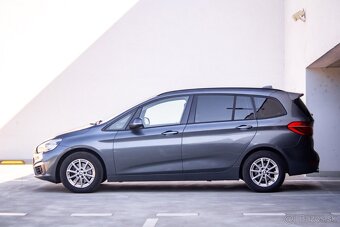 BMW 218d Rad 2 Gran Tourer 218d Advantage A/T - 7 miestne - 8