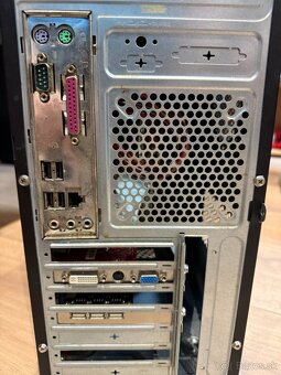 Počítač.Intel AMD DURON 1,80GHz. 1gb ram. - 8