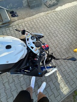BMW S1000RR - 8