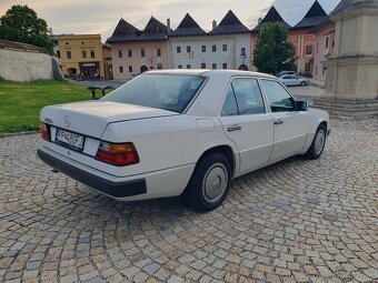 Mercedes W124 200E - 8