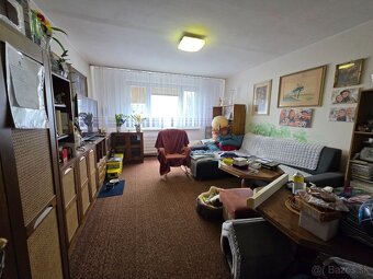 slnečný 3 izbový byt, 68 m2 + loggia + garáž, Nová Dubnica - - 8