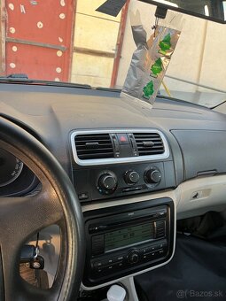 skoda roomster - 8