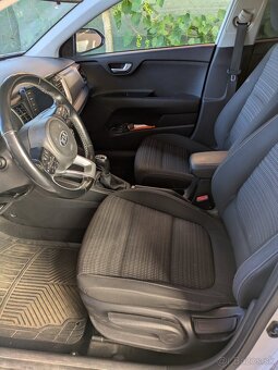 Kia Stonic 1,4 - 8