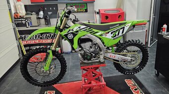 KAWASAKI KX450F - 8