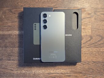 Samsung Galaxy S23 256GB zelený - 8