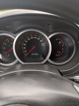 Suzuki Grand Vitara - 8