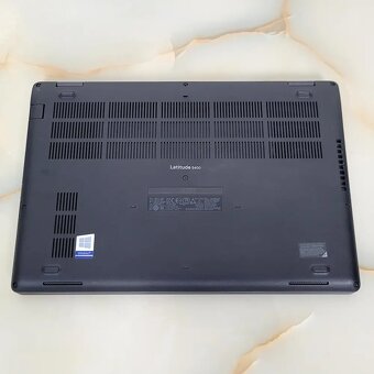 Dell 5400 i7-8665U 32GB 512GB NVMe Win11 - 8