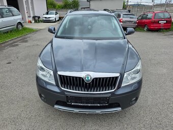 OCTAVIA COMBI SCOUT 2.0 CRTDI 103KW 4X4 XENON - 8