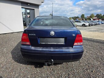 Volkswagen Bora 1.6 16V - 8