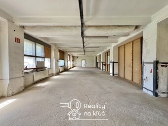 Na prenájom skladový priestor na ulici M. R. Štefánika v NZ - 8