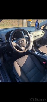 Toyota avensis - 8