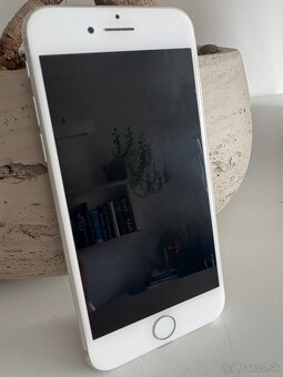 Predám iPhone 7 - 128 gb, strieborný. - 8