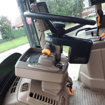 Na predaj traktor John Deere 6230, r.v. 2008, 6200 Mth - 8