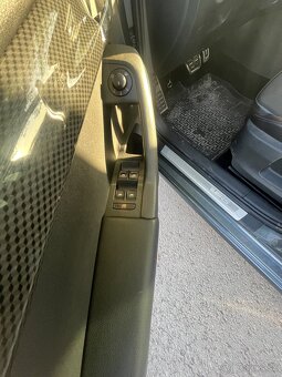 Škoda Octavia Combi 3 RS 2.0TDI - 8