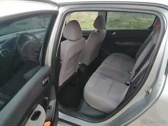 Peugeot 307 1.6 XS - 8