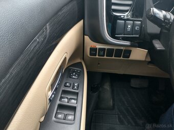 Mitsubishi Outlander 2,2 DI-D 4WD CVT 7 miestny - 8