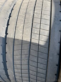 Dojazdové/Rezané nákladné pneumatiky R22,5 R17,5 R19,5 - 8