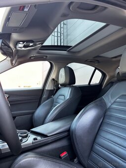 Alfa Romeo Giulia Veloce 2.2D - 8