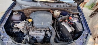 Renault thalia 2001 - 8