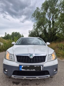 ŠKODA OCTAVIA SCOUT 2 COMBI 2.0 TDI CR 103KW 4X4 M6 2012 - 8