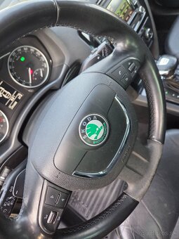 Škoda Octavia Combi Laurin&Klement 4x4 2,0TDi DSG 2011 - 8