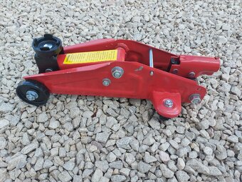 Predam novy hydraulicky zdvihak - 8