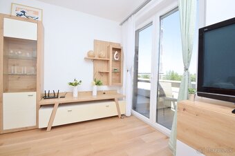 Predaj 2i byt s 7,15 m2 terasou, pivnicou, parkovaním, Rajka - 8