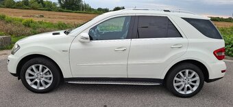 Mercedes Benz ML 300CDi Grand Edition - 8