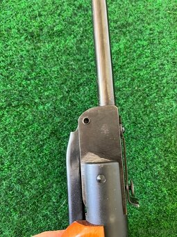 vzduchovka hanell model 300 - 8