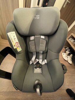 autosedačka Britax romer - 8