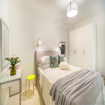 CHORVATSKO: moderní vila s bazénem a výhledem na moře v atra - 8