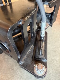 PREDAM KVALITNE Hydraulicke riadenie na TZ4K14 , MT8 132.2 - 8