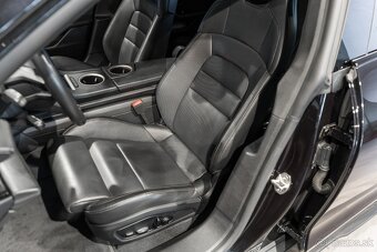 Porsche Taycan Turbo S 93.4 kWh - 8