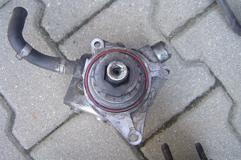 Kompresor,alternátor,starter Nissan Navara / Pathfinder - 8