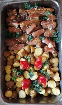 Pečiem prasiatka,kolená,bôčik,plnené morky,kur kač stehná - 8
