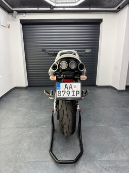 SUZUKI GSR 600, r.2007 - 8