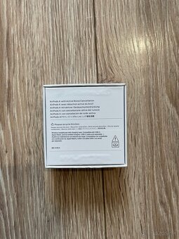 Apple airpods 4 anc - 8