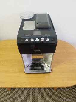 Automaticki kavovar Siemens EQ.500 - 8