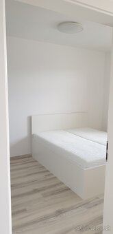Prenájom 2izb. byt,BA - Záhorská Bystrica-Ostriežova ul. - 8