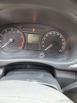 Škoda fabia 1.4mpi - 8