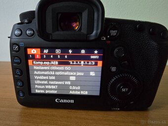 Canon 5D mark IV - 8