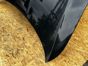 Predná kapota Škoda Superb 2 LF9R - 8