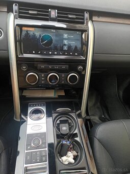 Land Rover Discovery 2.0D SD4 HSE AWD A/T - 8