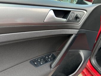 Volkswagen Golf 7 1.2 TSI - 8