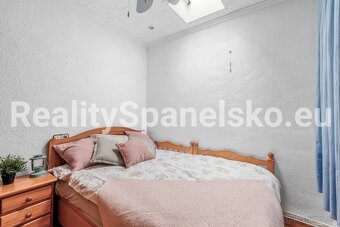 Apartmán 3+kk se zahradou, kousek od pláže ŠPANĚLSKO - 8