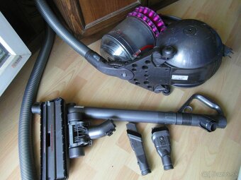 Dyson DC 52 - 8