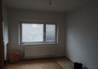 Rodinný dom na bývanie, podnikanie 770 m² Stráne -Martin - 8