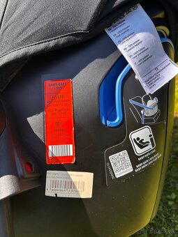 Dvojkombinácia Britax Romer Smile 3 + autosedačka - 8