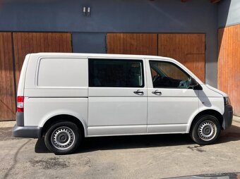 VOLKSWAGEN TRANSPORTER T5 2,0 TDi 4MOTION - 8