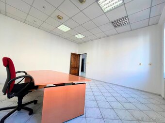 Prenájom obchodno-prevádzk. a kancelár. priestorov v centre. - 8